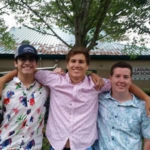 Meet your Posher, Derek